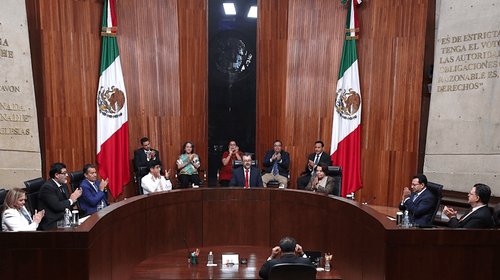 EH_UNA_FOTO_2025_11_06_T061541_580_618bfc9f0c