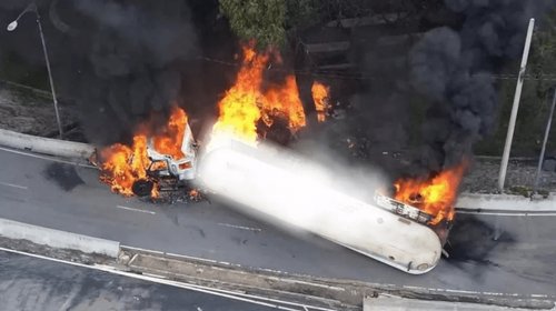 EH_UNA_FOTO_2025_11_08_T071937_568_6e75f12b52