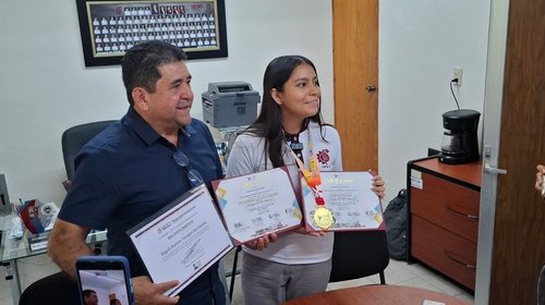 Joven conquista el oro internacional con un extintor con sonido
