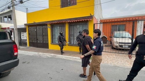 Detienen a una persona tras cateo en la colonia Virreyes Popular