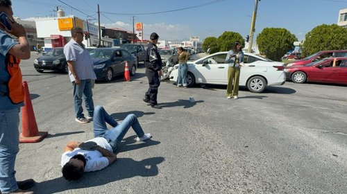 Resulta herido motociclista tras accidente en la Zona Centro