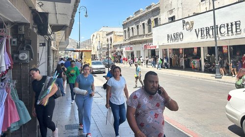 Inician compras de pánico por regreso a clases en comercios