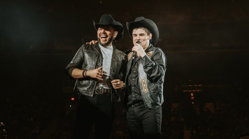 Conquista Alfredo Olivas a la Arena Monterrey