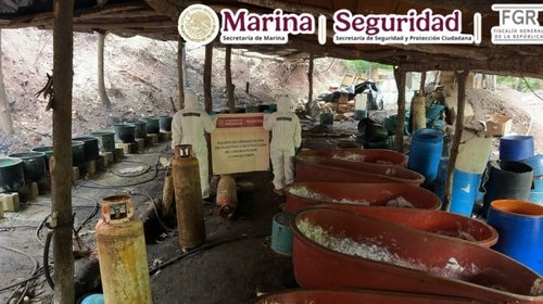 Aseguran 1.3 toneladas de metanfetamina en laboratorio de Durango