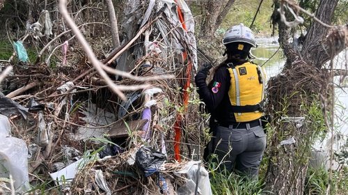 Sigue búsqueda de hombre arrastrado en el río Topo Chico