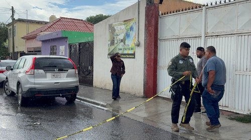 Pierde la vida trabajador tras caer de casa en Saltillo