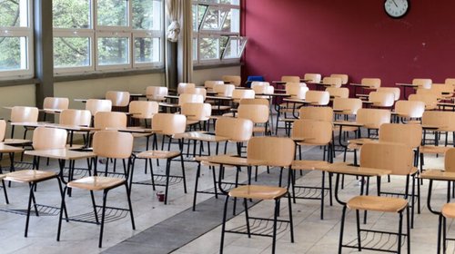 Mantiene Sinaloa suspensión de clases por huracán Simon