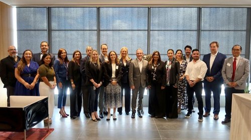 EH_UNA_FOTO_c7f6aba5ad