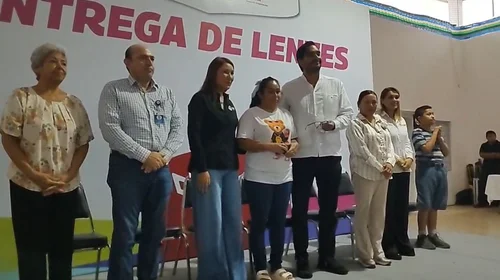 Entregan_lentes_a_mas_de_350_personas_en_jornada_de_salud_visual_61d0794f45