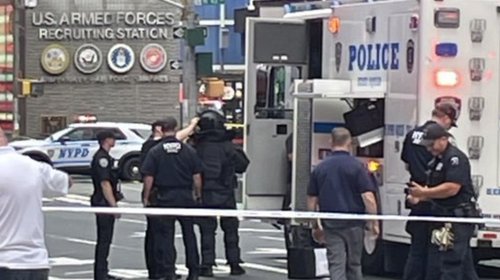 Evacuan_edificios_de_Times_Square_por_amenaza_de_bomba_1bc0e89f74