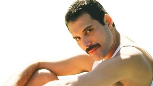 Freddie Mercury lleva su historia al formato de audiolibro