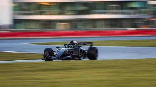 G_0_C_Lt_WYAAQ_Ep_O_6774045ff7