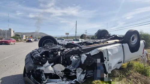 Guardia_Estatal_atiende_volcadura_en_la_Carretera_Federal_101_e95a524dd4