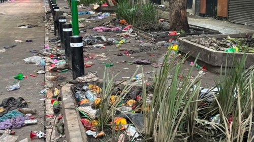 Toneladas de basura inundan CDMX tras el triunfo de la selección