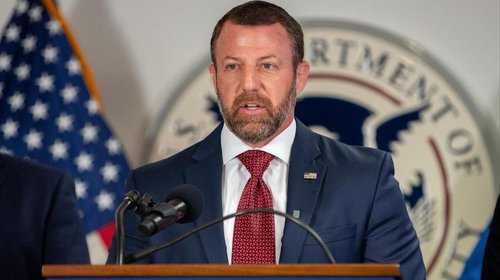 Avión de Seguridad de EUA aterriza de emergencia en Washington