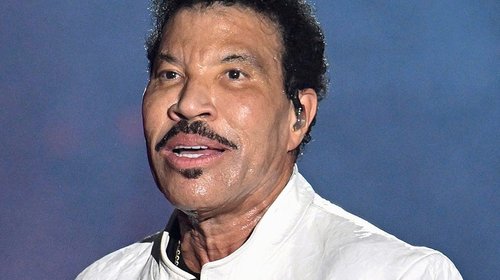 Lionel Richie vuelve al hospital y cancela tres conciertos