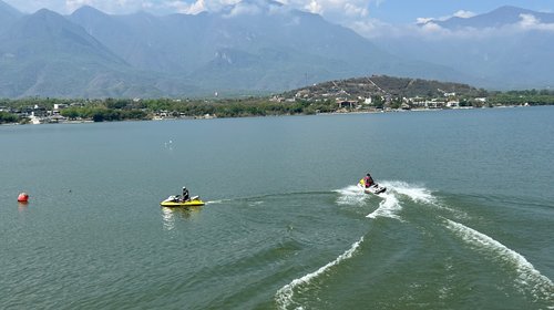 Presas de Nuevo León mantienen altos niveles tras lluvias