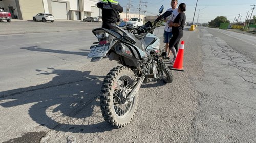 Choque deja daños y un motociclista lesionado en Saltillo