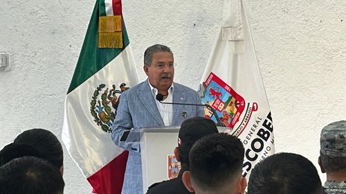 Asegura Quiroga Chapa que no hay delito por licencia de Mijes