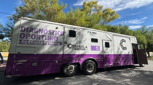 Acercan mastografías a mujeres de Parras con unidad móvil