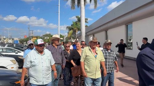 Vecinos de Anáhuac y Valle Hermoso señalan mal servicio de CFE