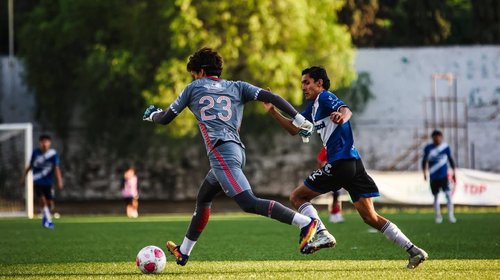 Roberto Carlos plantea impulsar el fútbol profesional en Saltillo