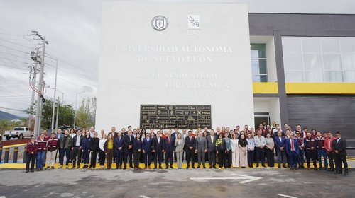 Gobierno de García y UANL entregan nueva unidad académica