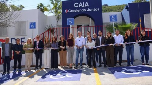 Inauguran ampliación de clínica para autismo 'Creciendo juntos'