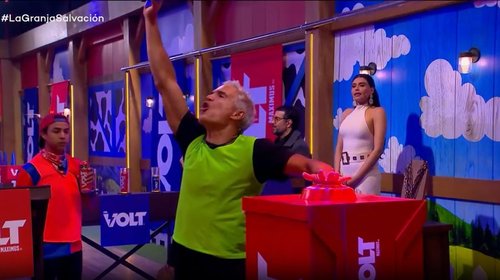 Julio Camejo logra la salvación en el reality La Granja VIP 2