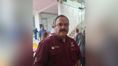 Tamaulipas analiza limitar celulares dentro de las escuelas