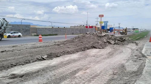 Inician_obras_de_recarpeteo_y_semaforizacion_en_el_libramiento_Oscar_Flores_Tapia_y_el_camino_a_Loma_Alta_0fc1d8e0fb
