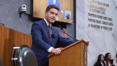 Jesus_Elizondo_0c4a5a7834