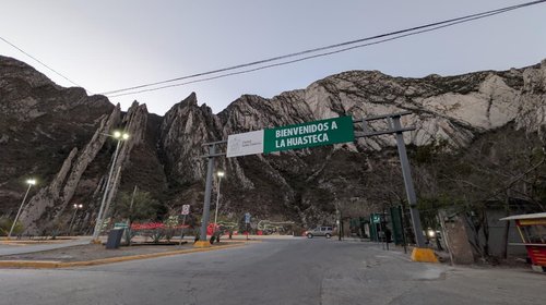 La_Huasteca_f72ff973c0