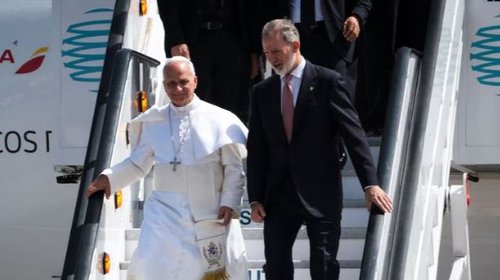 Video: así fue como el papa regreso a Roma gracias a Felipe VI