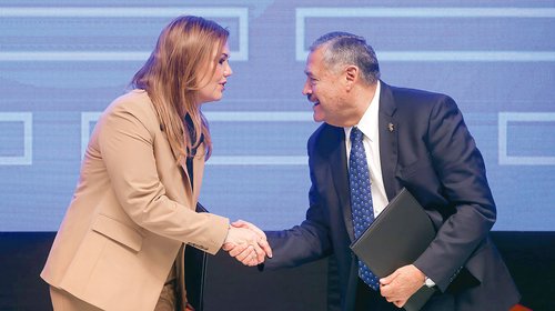 PRINCIPAL_3_50efe4ff2d