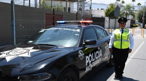 Afina Monterrey operativo vial para el regreso a clases