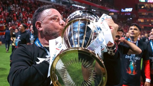 Domina 'Turco' Mohamed a Rayados en eliminatorias
