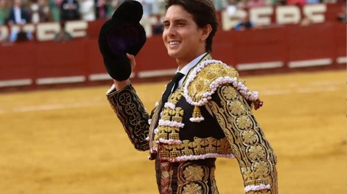 Whats_App_Image_2025_11_12_at_1_02_34_AM_aa19d2cf22