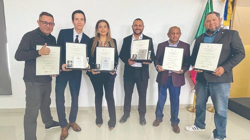 Whats_App_Image_2025_12_17_at_11_44_09_PM_391be1bcb4