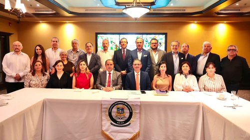 Reconocen a notarios por su labor en Tamaulipas