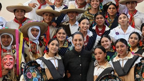 Claudia Sheinbaum llama a apoyar al Tri con responsabilidad