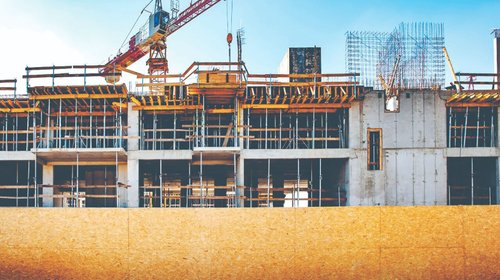 Se desploma inversión en obras y toca su peor nivel en 15 años