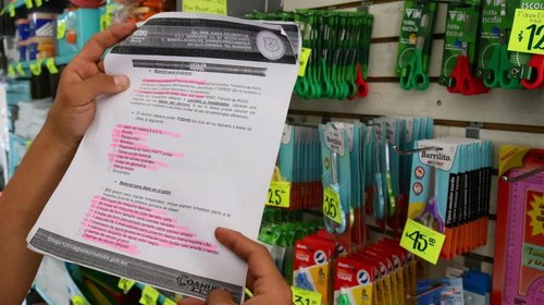 Buscan frenar venta obligada de uniformes y útiles en Coahuila