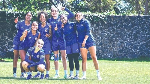 Condenan burlas contra jugadoras de Cruz Azul
