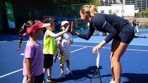 Kids Day reúne a niños y tenistas profesionales en Monterrey