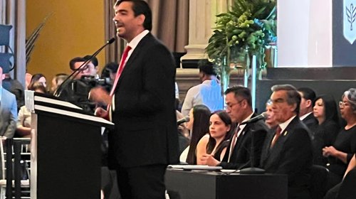 Carlos Peña Ortiz destaca apoyos sociales en su segundo informe