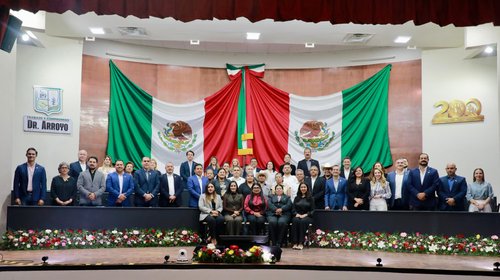 Destaca Congreso de NL a Doctor Arroyo en su bicentenario