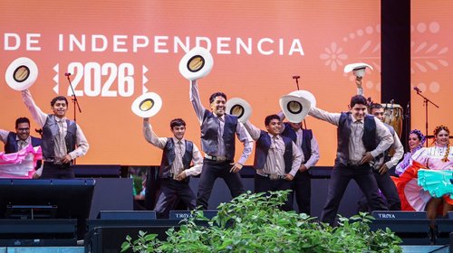 Arranca fiesta mexicana en la Explanada de los Héroes
