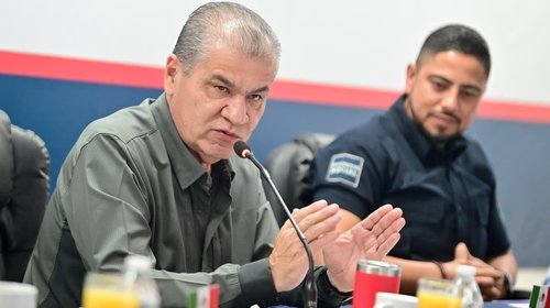 Miguel Riquelme revisa estrategias de atención municipal