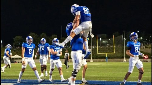 Borregos Monterrey aplasta 73-20 a Pumas CU y enciende polémica